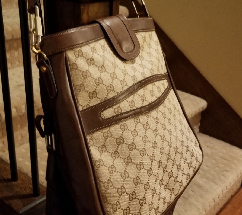 ๐SOLD๐ Authentic Vintage 70s Gucci Shoulder Bag - Picture 6 of 8